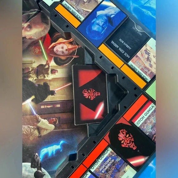 Star Wars - Episode 1 - Monopoly Collector's Edition 3-D Board Game 1999 🎲🎲 - Picture 8 of 16